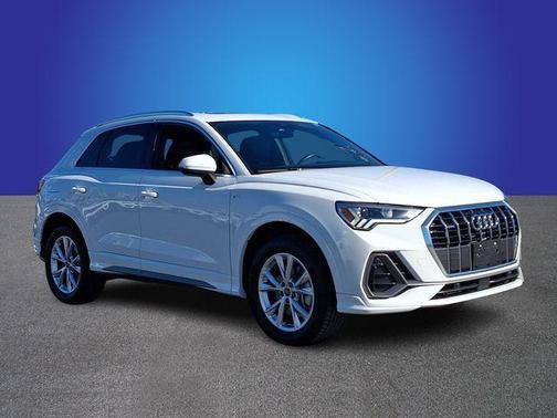 Arkona White 2025 Audi Q3 45 S line Premium