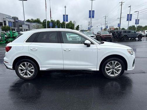 Arkona White 2025 Audi Q3 45 S line Premium