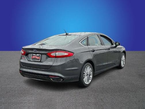 Magnetic 2016 Ford Fusion SE