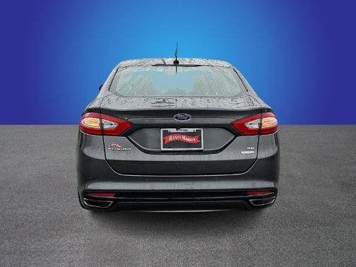 Magnetic 2016 Ford Fusion SE