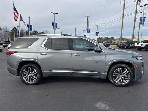 2023 Chevrolet Traverse High Country