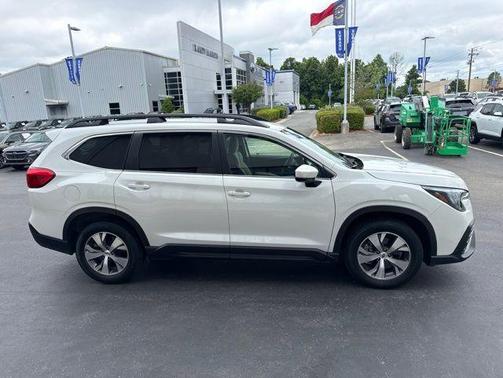 Crystal White Pearl 2024 Subaru Ascent Premium