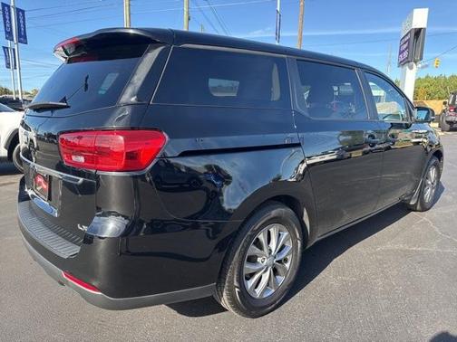 2019 Kia Sedona LX