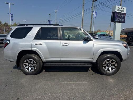 2024 Toyota 4Runner TRD Off Road