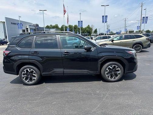 Crystal Black Silica 2025 Subaru Forester Premium