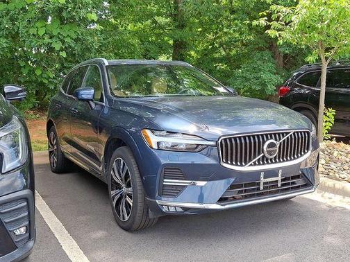 Denim Blue Metallic 2023 Volvo XC60 B6 Ultimate Bright Theme