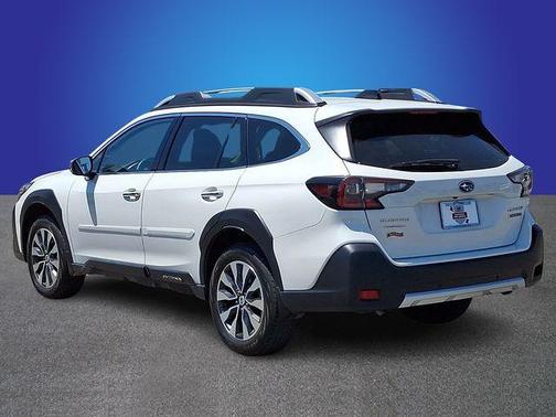 Crystal White Pearl 2023 Subaru Outback Touring XT