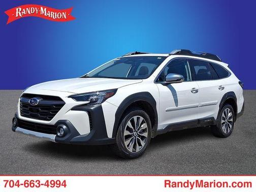 Crystal White Pearl 2023 Subaru Outback Touring XT