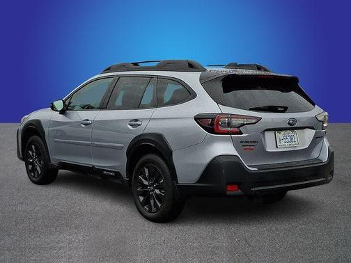 Ice Silver Metallic 2025 Subaru Outback Onyx Edition