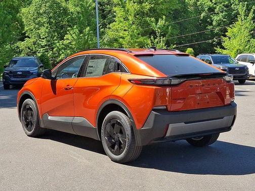 Orange Metallic 2026 Subaru Uncharted