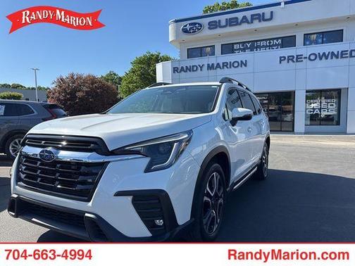 Crystal White Pearl 2023 Subaru Ascent Limited 7-Passenger