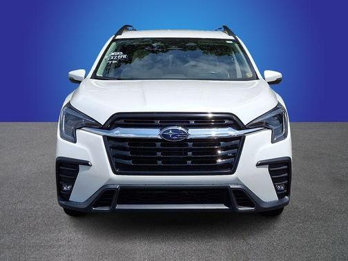 Crystal White Pearl 2023 Subaru Ascent Limited 7-Passenger