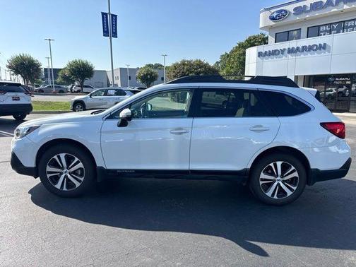 White 2018 Subaru Outback 2.5i Limited
