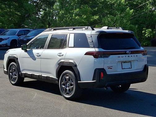 Crystal White Pearl 2026 Subaru Outback Premium