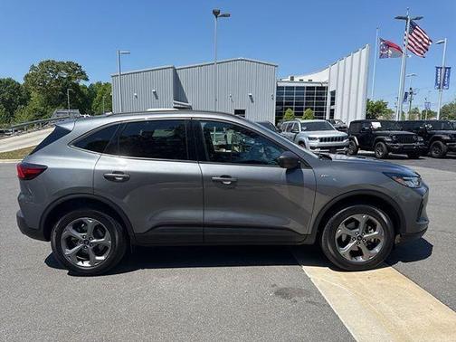Carbonized Gray Metallic 2025 Ford Escape ST-Line