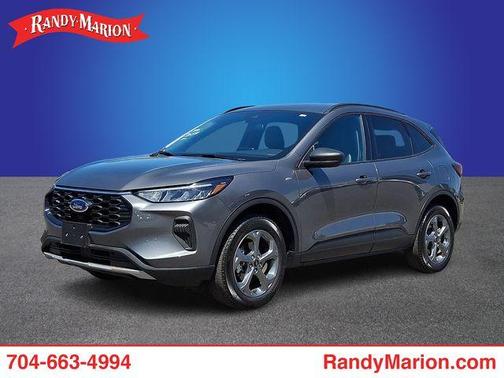 Carbonized Gray Metallic 2025 Ford Escape ST-Line
