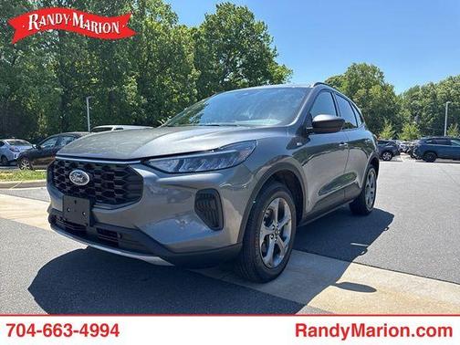 Carbonized Gray Metallic 2025 Ford Escape ST-Line