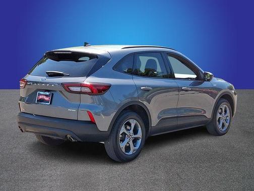 Carbonized Gray Metallic 2025 Ford Escape ST-Line
