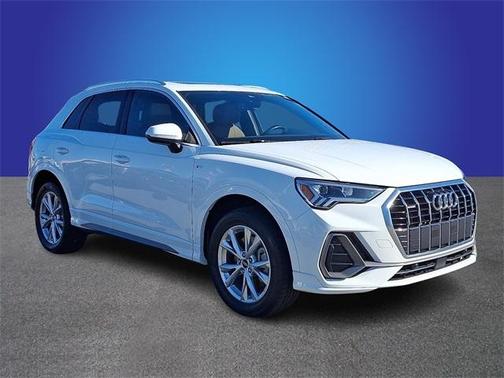 2024 Audi Q3 45 S line Premium