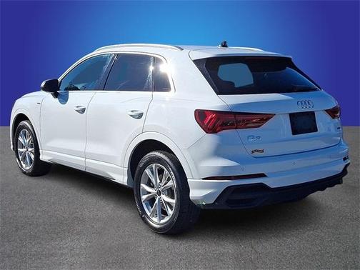 2024 Audi Q3 45 S line Premium