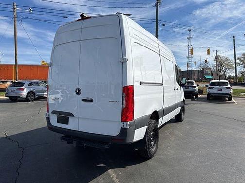 2024 Mercedes-Benz Sprinter 2500 