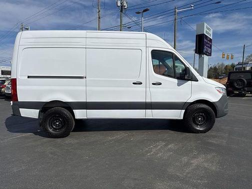 2024 Mercedes-Benz Sprinter 2500 