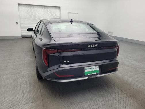 Aurora Black Pearl 2025 Kia K4 LXS