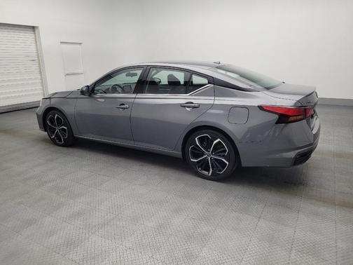 2023 Nissan Altima SR FWD