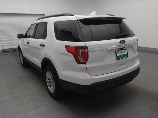 2017 Ford Explorer Base