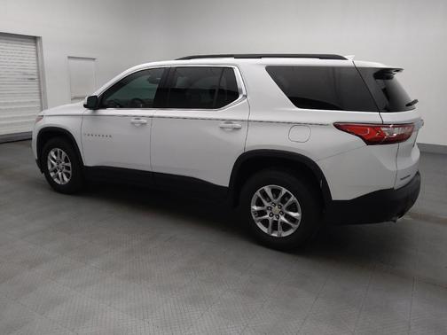 White 2021 Chevrolet Traverse LT Cloth