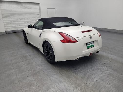 2017 Nissan 370Z Base