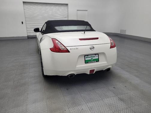 2017 Nissan 370Z Base