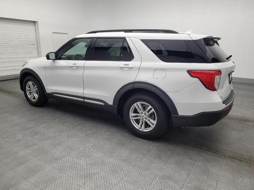 Oxford White 2020 Ford Explorer XLT