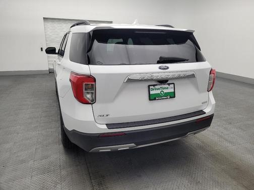 Oxford White 2020 Ford Explorer XLT