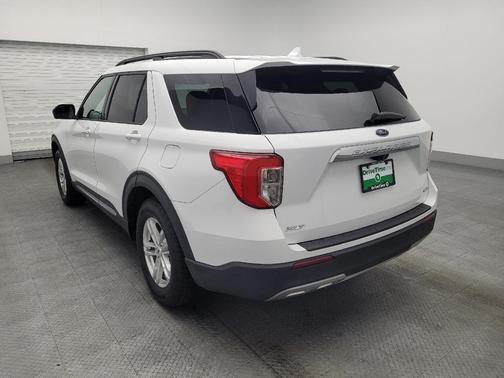 Oxford White 2020 Ford Explorer XLT