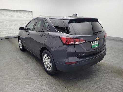 Iron Gray Metallic 2022 Chevrolet Equinox LS