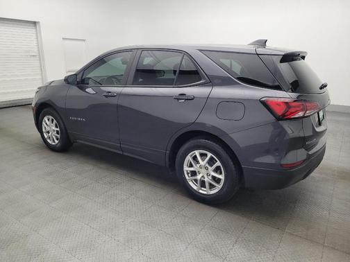 Iron Gray Metallic 2022 Chevrolet Equinox LS