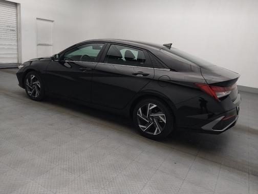 Abyss Black 2024 Hyundai ELANTRA SEL