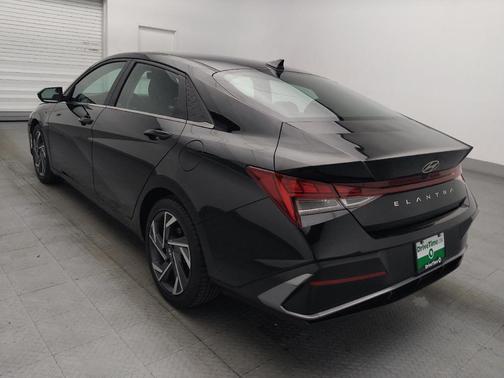 Abyss Black 2024 Hyundai ELANTRA SEL