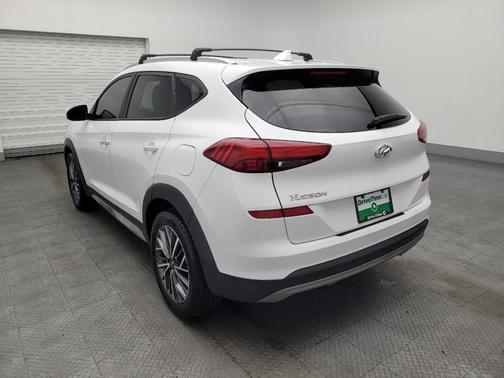 White Cream 2021 Hyundai TUCSON SEL