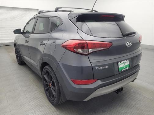 2017 Hyundai TUCSON Night