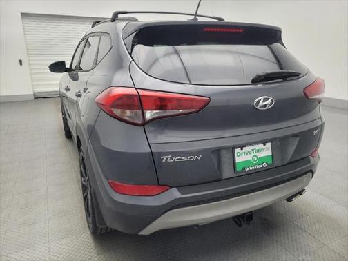 2017 Hyundai TUCSON Night