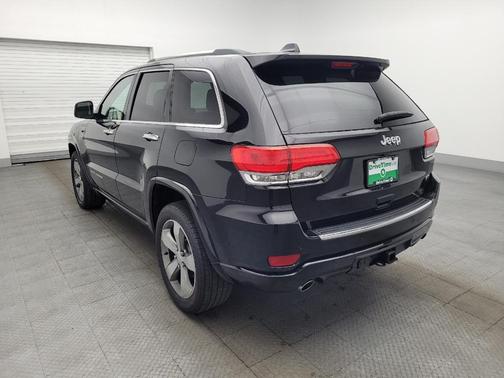 Brilliant Black Crystal Pearlcoat 2016 Jeep Grand Cherokee Overland