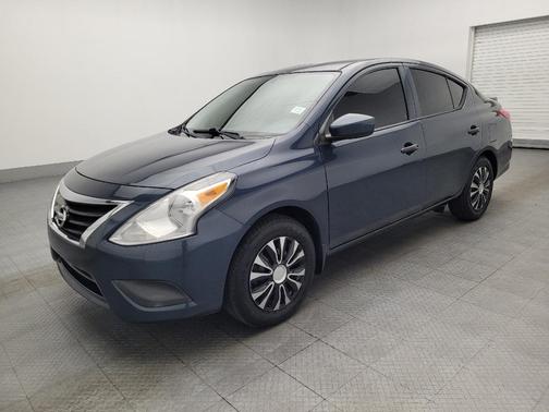2017 Nissan Versa 1.6 S+