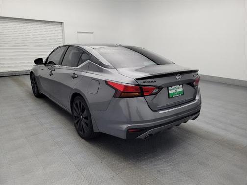 2022 Nissan Altima SR FWD