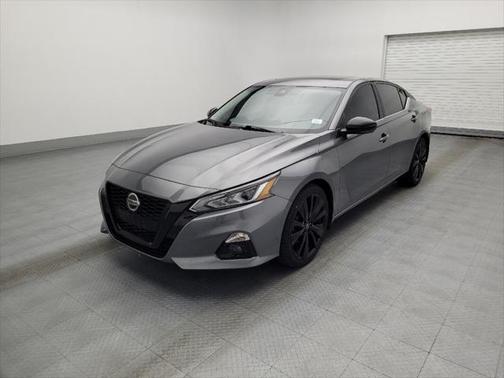 2022 Nissan Altima SR FWD