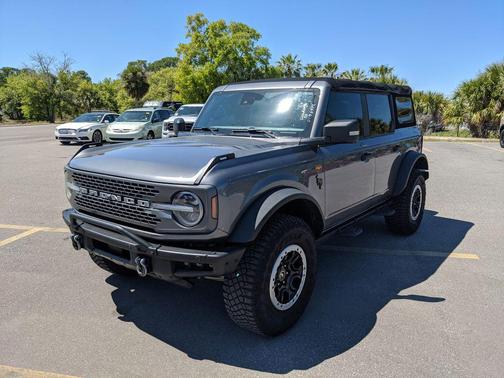 2022 Ford Bronco Badlands