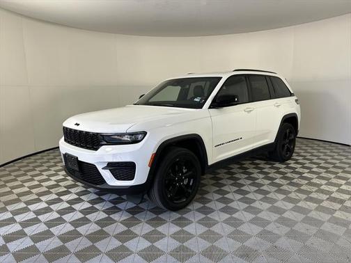 2023 Jeep Grand Cherokee Altitude