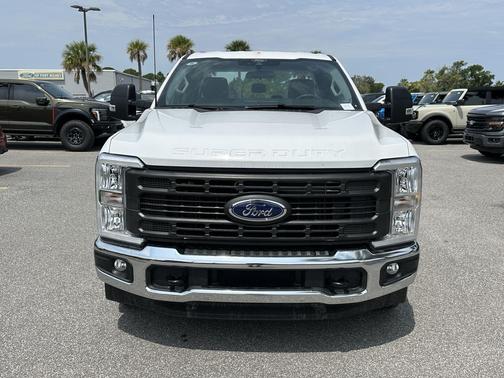 Oxford White 2026 Ford F-250 XL