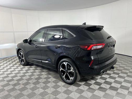 2024 Ford Escape ST-Line Select